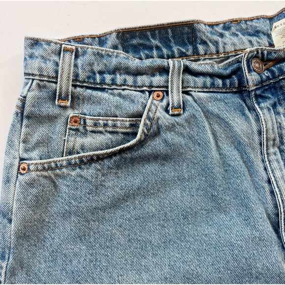 ❌SOLD❌ Relaxed Levi 550 Shorts - Picture 3 of 9